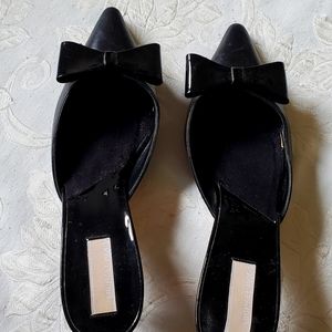 Michael Kor kitten heel shoes